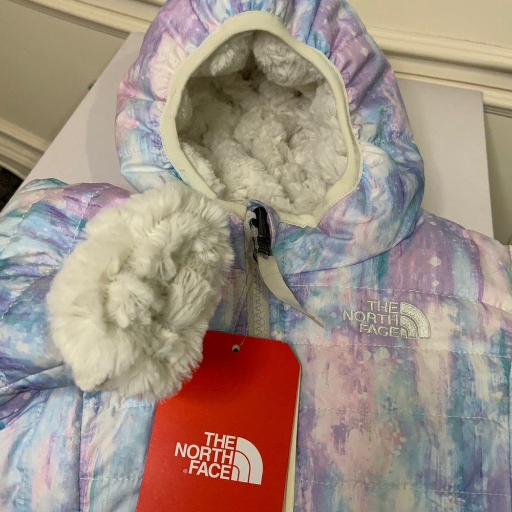 The North Face Reversible Hooded Puffer Jacket
